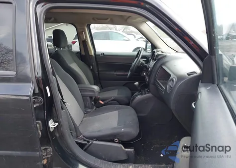 2012 Jeep Patriot Latitude z USA, uszkodzony, nr VIN 1C4NJPFBXCD514911